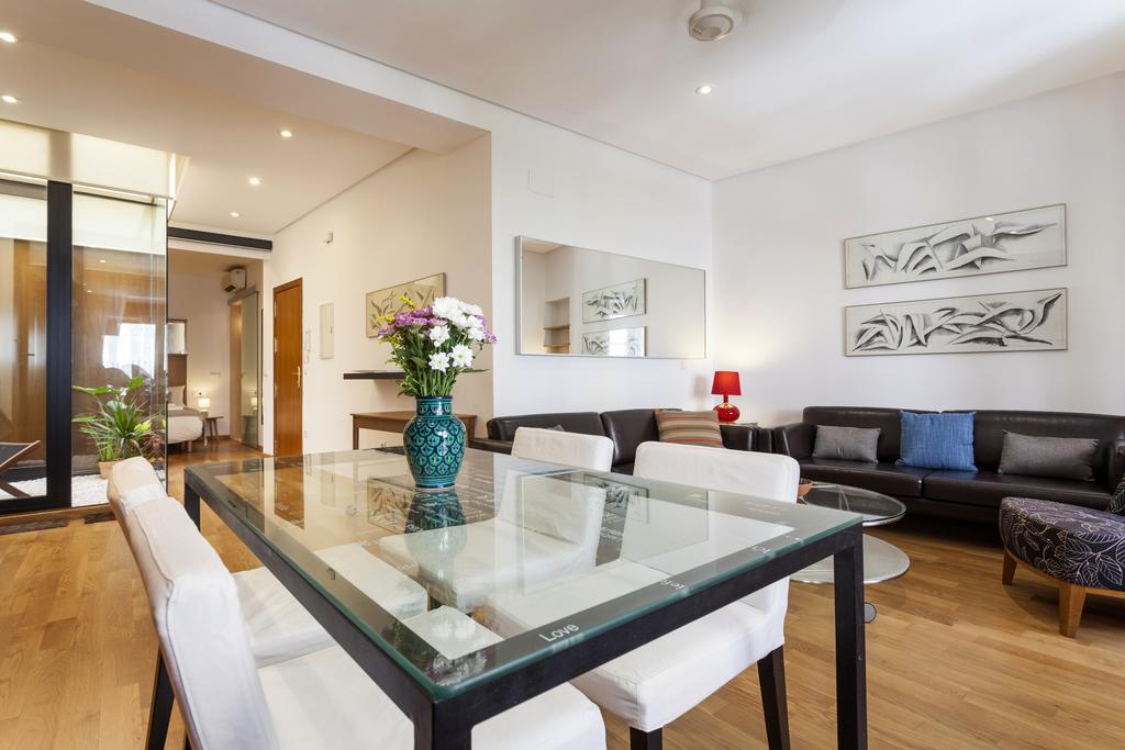 Artist'S Charming Design - Space Maison Apartments Σεβίλλη Εξωτερικό φωτογραφία